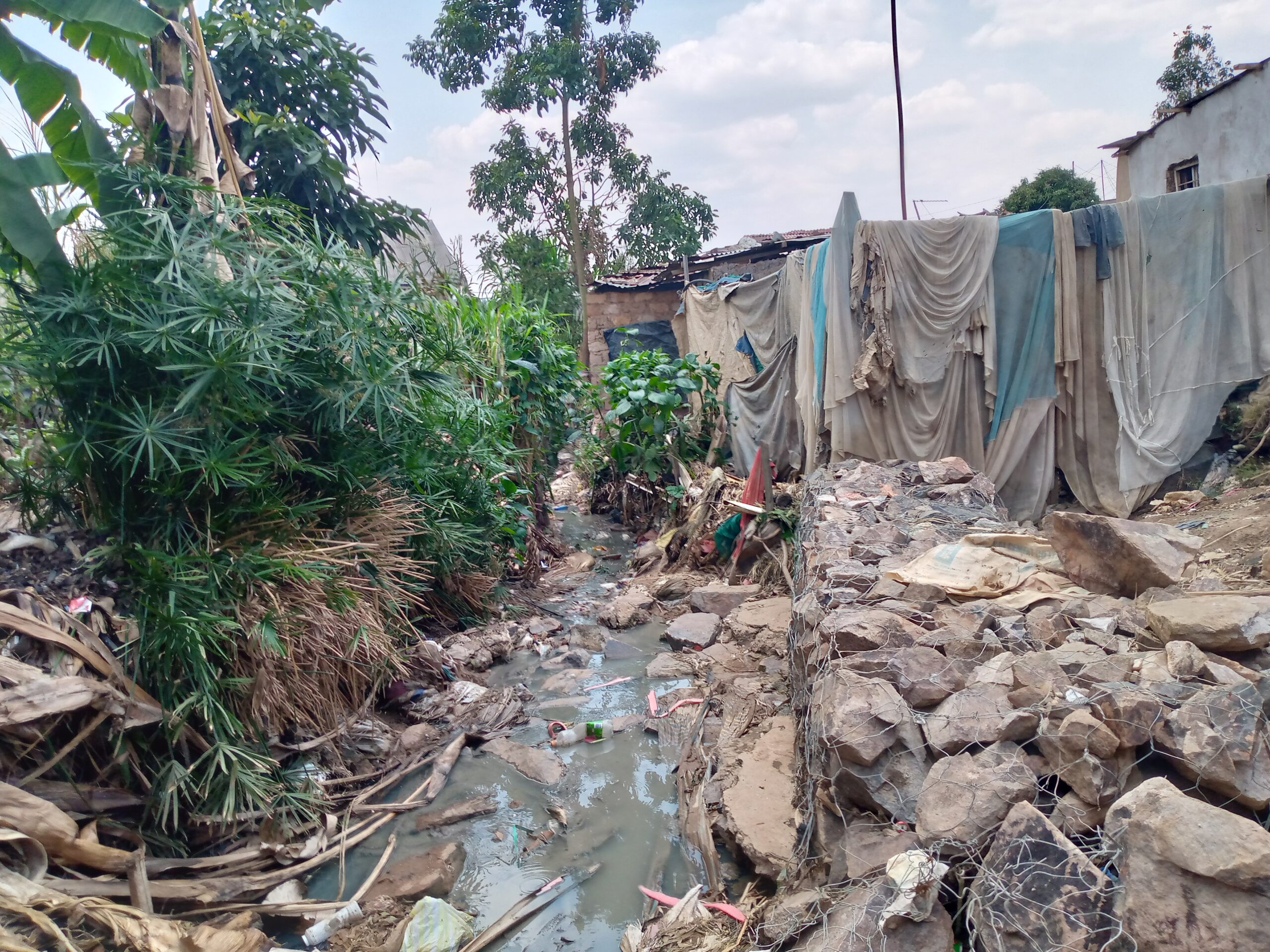 Kigali: Icyizere cyayoyotse burundu ku basenyewe bari bategerereje guhabwa inzu
