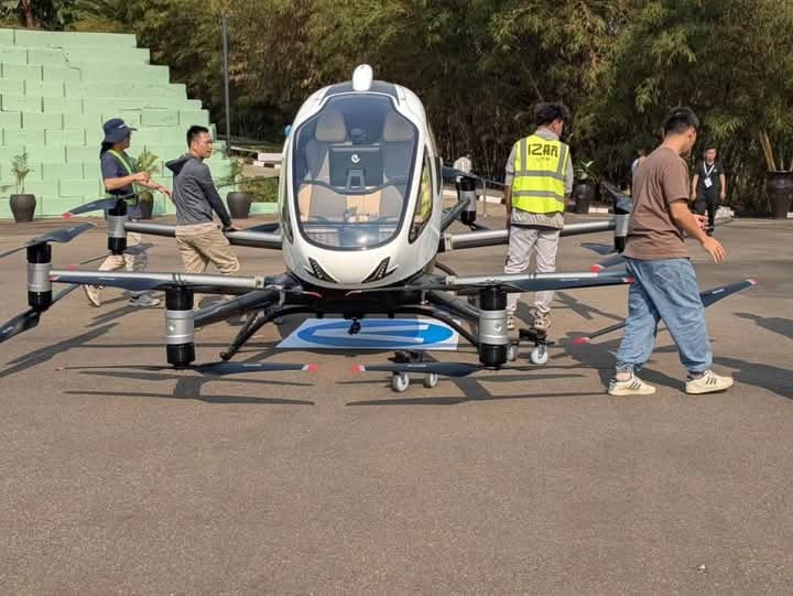 Drones zitwara abantu zizagaragara hujuru ya Kigali kuri uyu wa Kane