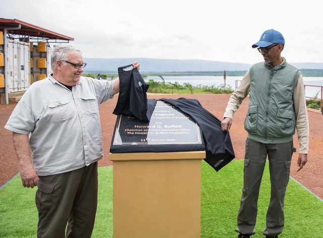 Mu bakunda u Rwanda Umunyamerika Howard Buffet yabaye intangarugero
